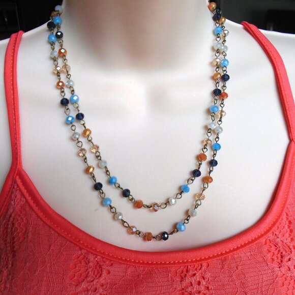 NWT ~ DOUBLE STRAND CRYSTALS BEADED Necklace Multicolor Blue Navy Cream Peach - Picture 1 of 4